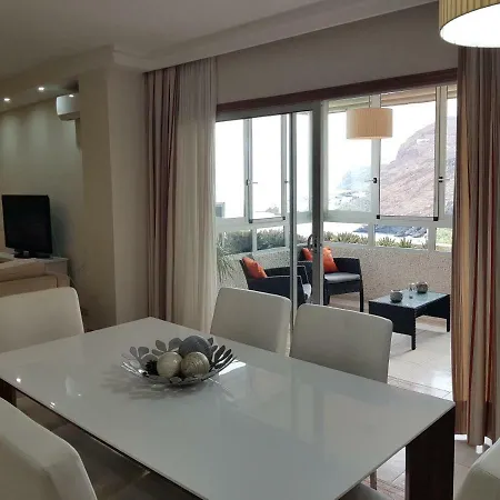 3 Bedroom With Ocean View In Tenerife Tabaiba
